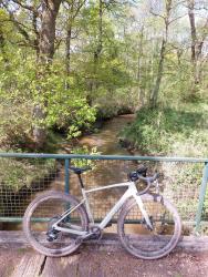Pont sur la rivière