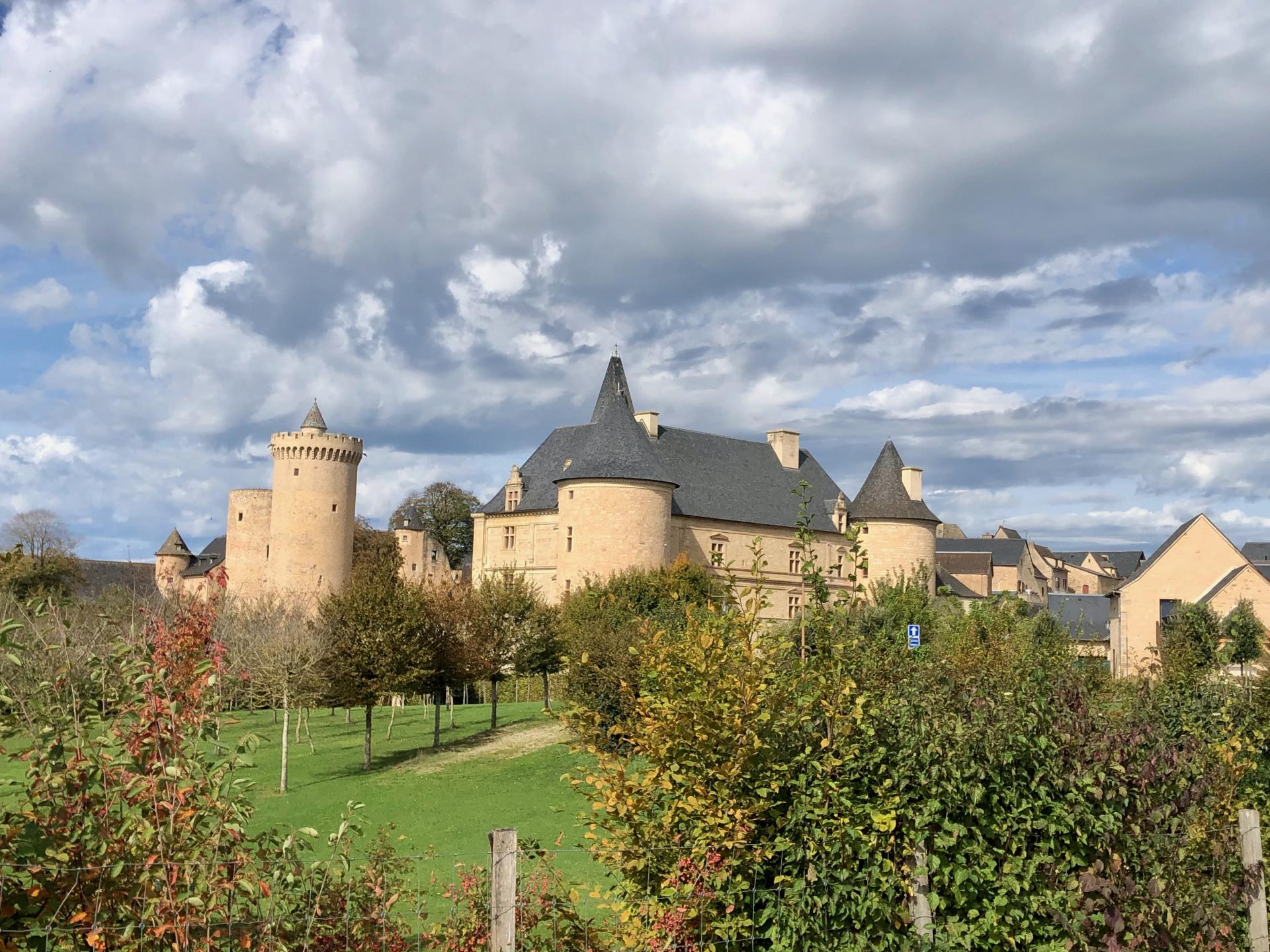 Autour de Bournazel et de son château
