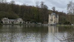 Chateau de la Reine Blanche - Etang de Commelle