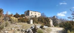 Ruines de Chateauneuf Les Moustiers