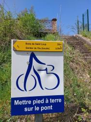 Indications pour les randonneurs