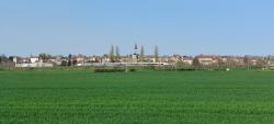 Vue de Varennes-sur-Allier avec le train