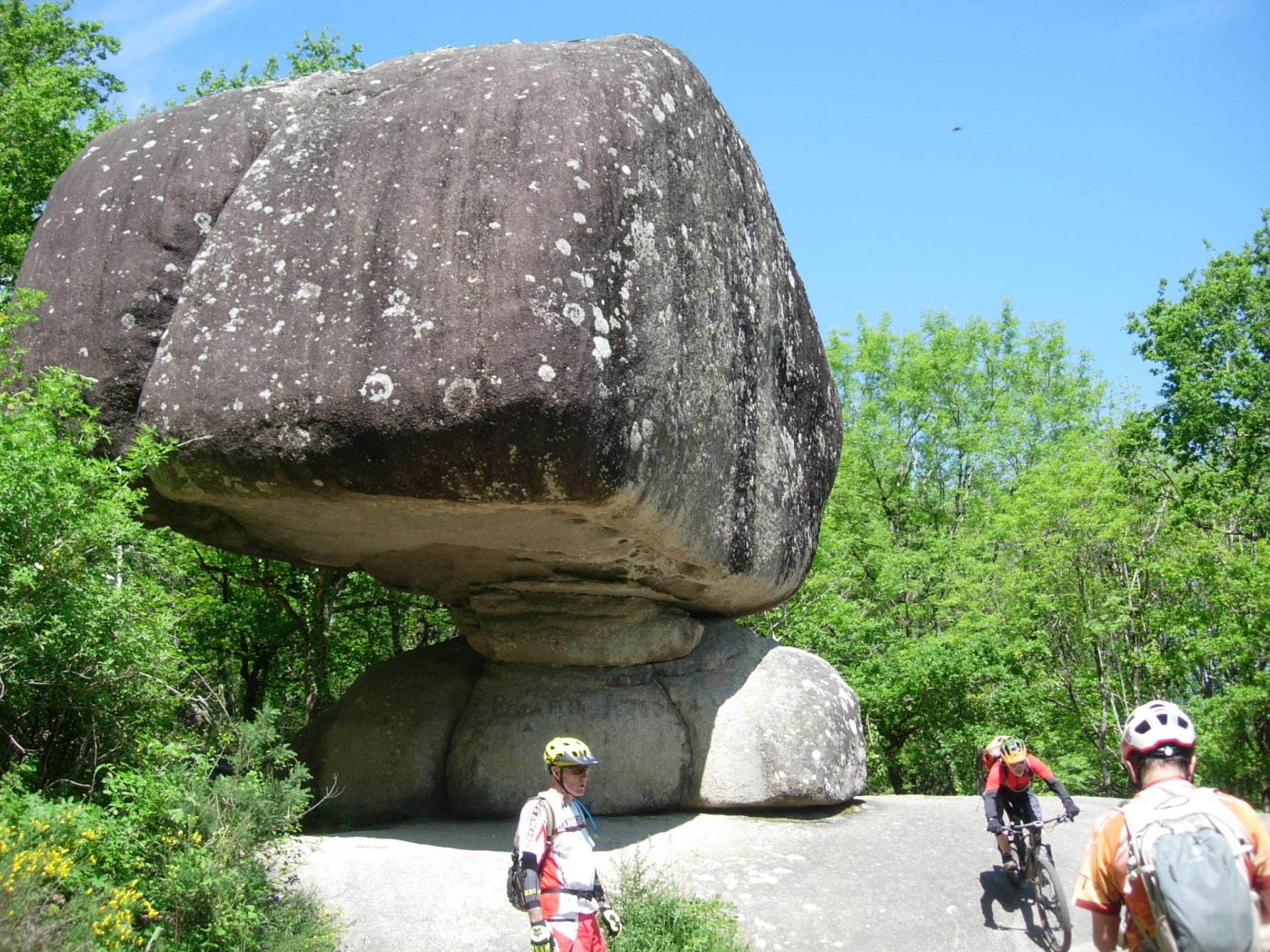 Les légendaires rochers du Sidobre de Burlats