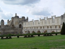 Le pont d'accès
