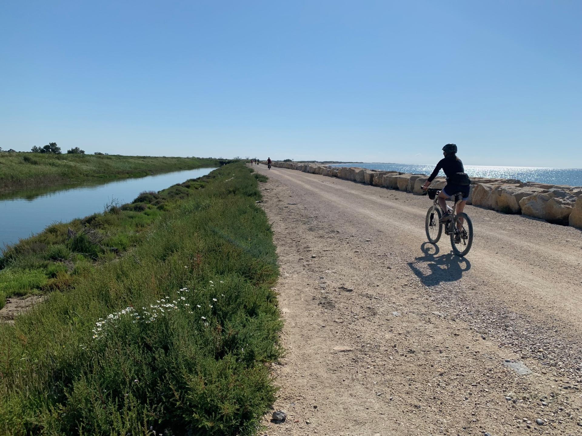 Du lac de Salagou à Sainte-Maxime - Etape 4/10 : Les Saintes-Maries - Maussane
