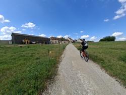 Vers la Ferme de l'Ormetrou