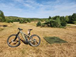 VTT-47696