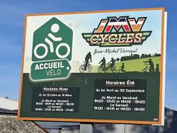 Paray-le-Monial, sur la piste cyclable Eurovélo 6, horaires JMV Cycles