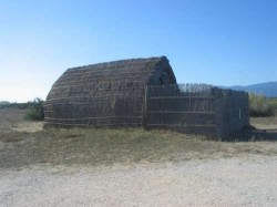 Abri de pÃªcheurs au bord de l'Ã©tang de canet