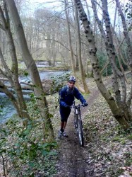 Single track le long du Bocq