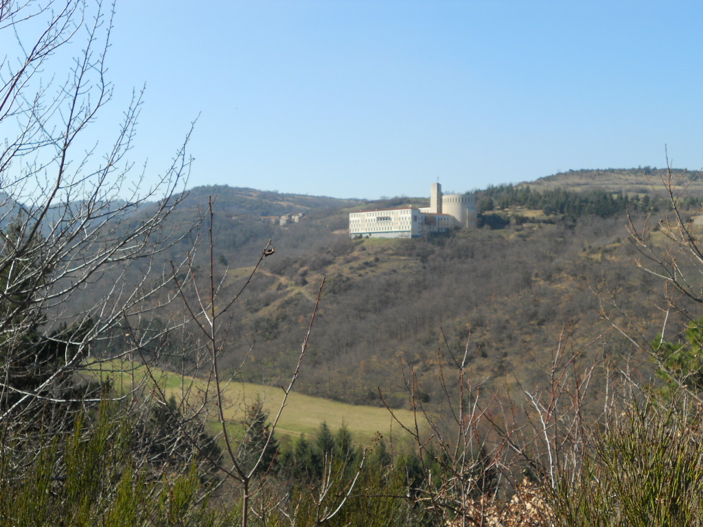 Du val d'Auzon vers La Monne par St Sandoux
