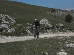 Arnaud sur un Vario en prêt dans le Buech