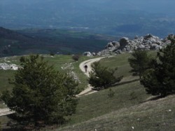 Vétéistes sur la petite Céuse en fond Gap