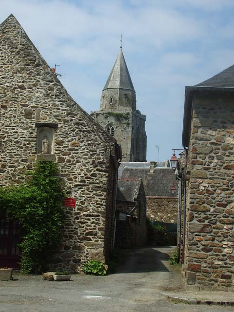 St Suliac - La Rance et ses moulins