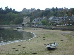 vue du port de St Suliac