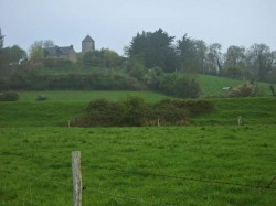 De ce côté moulin à vent et en se retournant moulin à marée