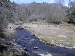 Pont de pierres au lieu-dit Le Moulin (Passage obligatoire)