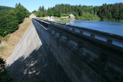 Barrage des Saint Peyres Hauteur 60.m 33Millions de m3 de retenue