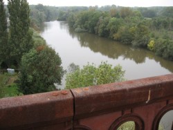 12124.St Florent.Viaduc ancienne ligne St Flo-Issoudun.Le Cher